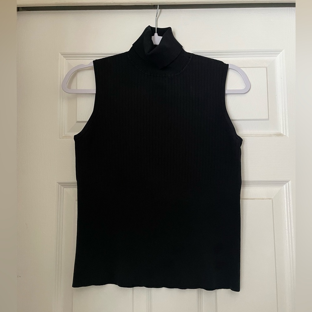 LIZ CLAIBORNE- Black Sleeveless Turtleneck- M